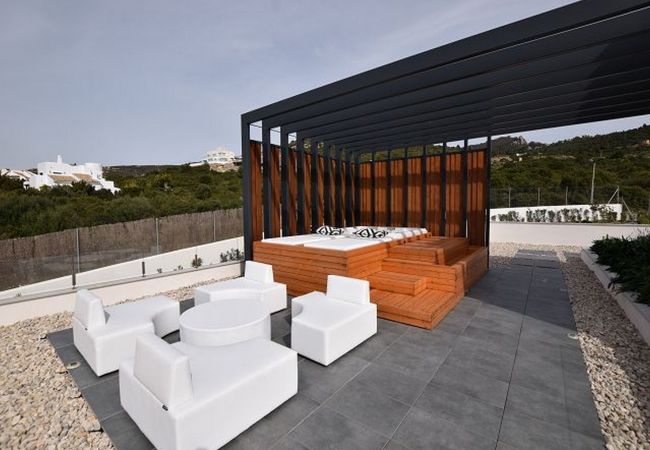 Essencia - Jacuzzi con zona de descanso