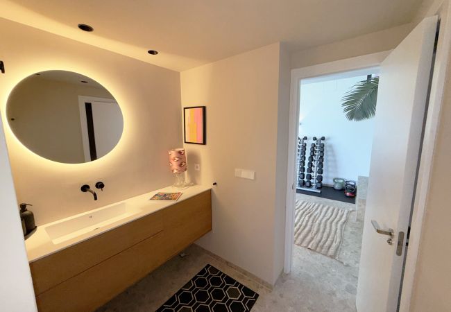 Adamar - Baño 6 - Gimnasio