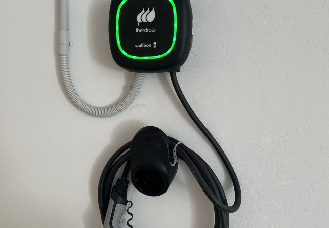 La Perla - wallbox